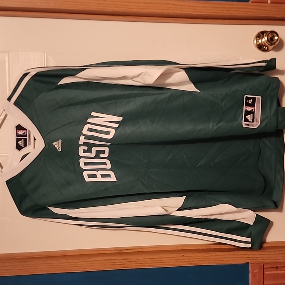 Boston Celtics warm-up long sleeve